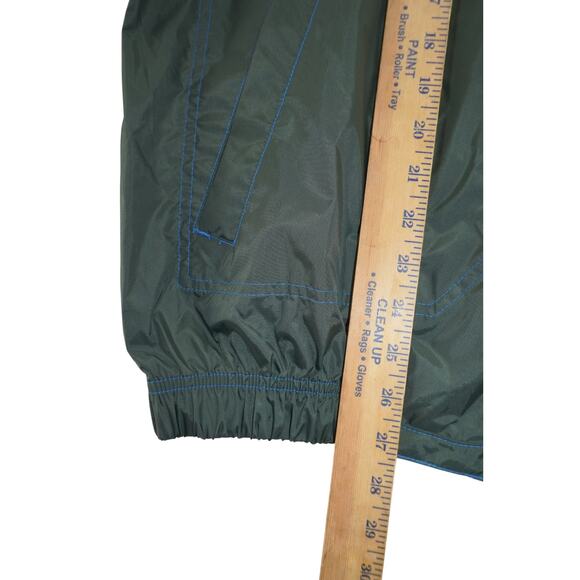 Vintage Reebok Green Windbreaker Track Jacket Mesh Lined Logo Tape Size 3 - Picture 5 of 7